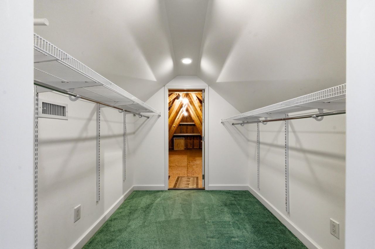 3010 Dooks Ct. Photo 32