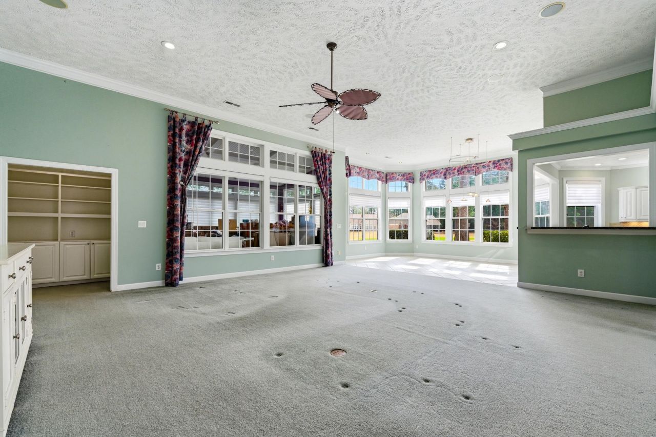 3010 Dooks Ct. Photo 5