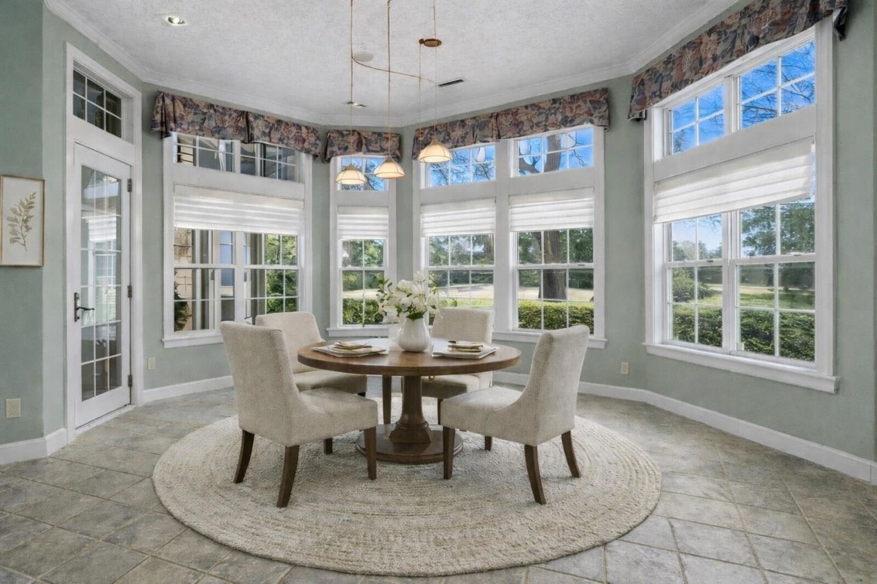 3010 Dooks Ct. Photo 9