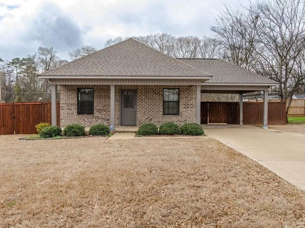 803A Virginia Ave, Tuscumbia, AL