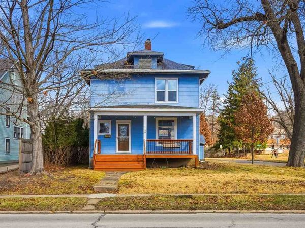 1130 Rochester Ave, Iowa City, IA 52245