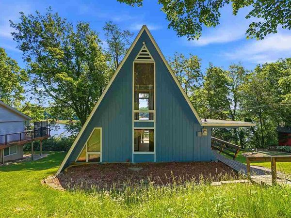 2324 Rice Ridge Ln NE, North Liberty, IA 52317
