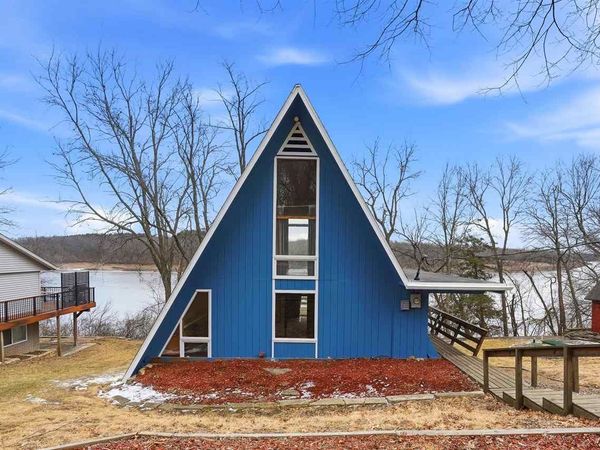 2324 Rice Ridge Ln NE, North Liberty, IA 52317