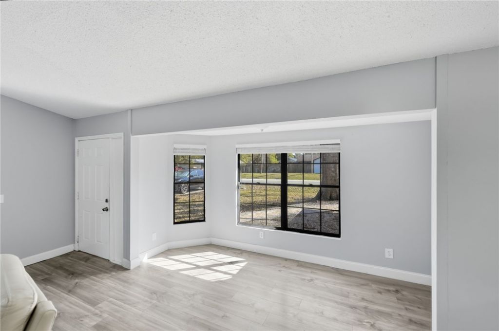 2890 1st Place, Vero Beach, FL 32968 Photo