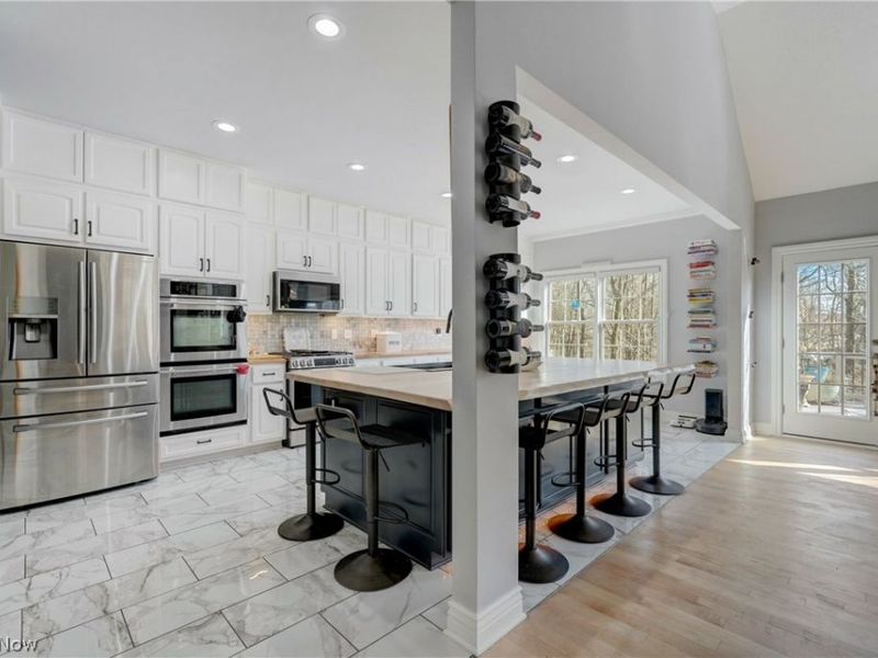 9 River Side Drive , Rocky River, OH 44116 Photo 9