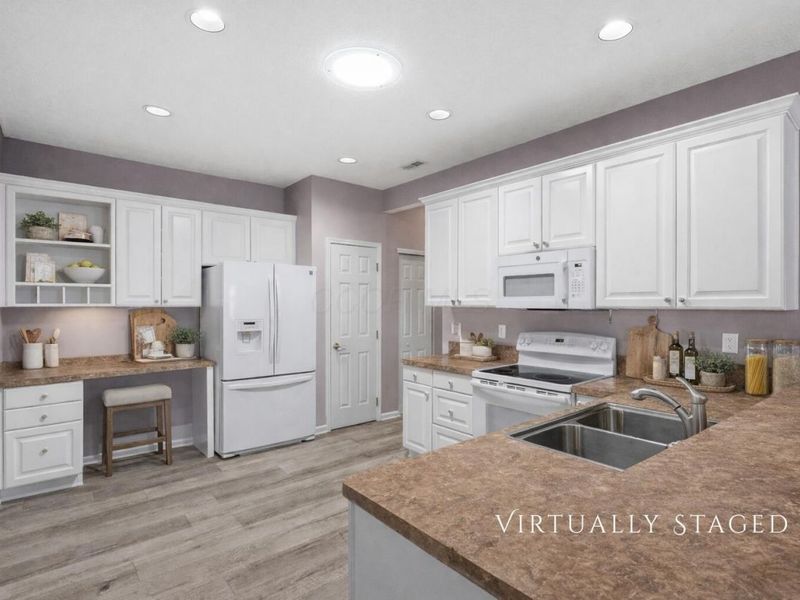 92 Jonathan Drive , Heath, OH 43056 Photo 10