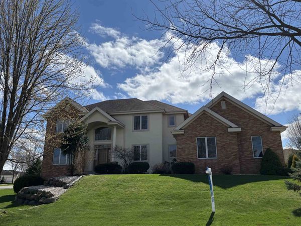 8701 Nelson Crossing, Verona, WI 53593