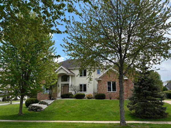 8701 Nelson Crossing, Verona, WI 53593