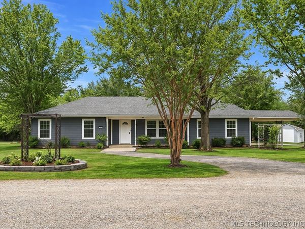 559 E 4th Street , Durant, OK 74701