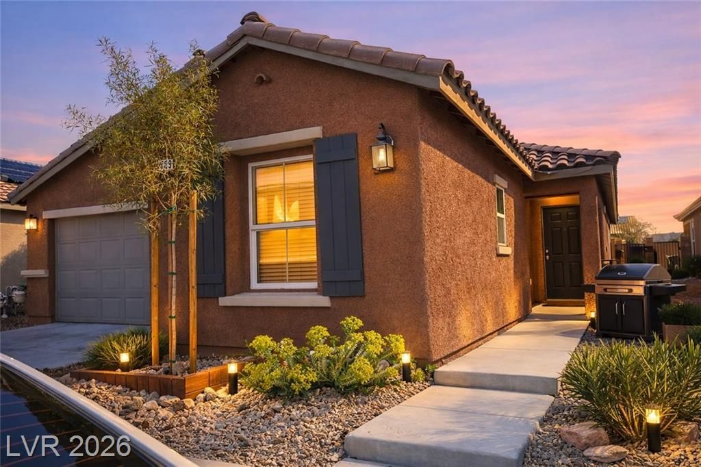 7890 Hamilton Pool Drive, Las Vegas, NV 89113 Main Photo