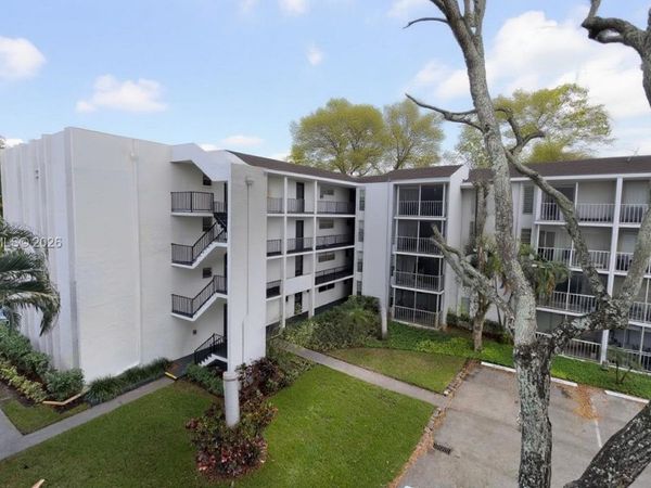483 N Pine Island Rd, Unit C205, Plantation, FL 33324