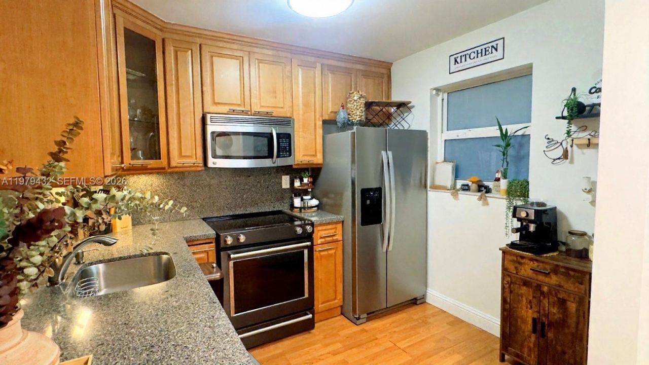 483 N Pine Island Rd, Unit C205, Plantation, FL 33324 Photo