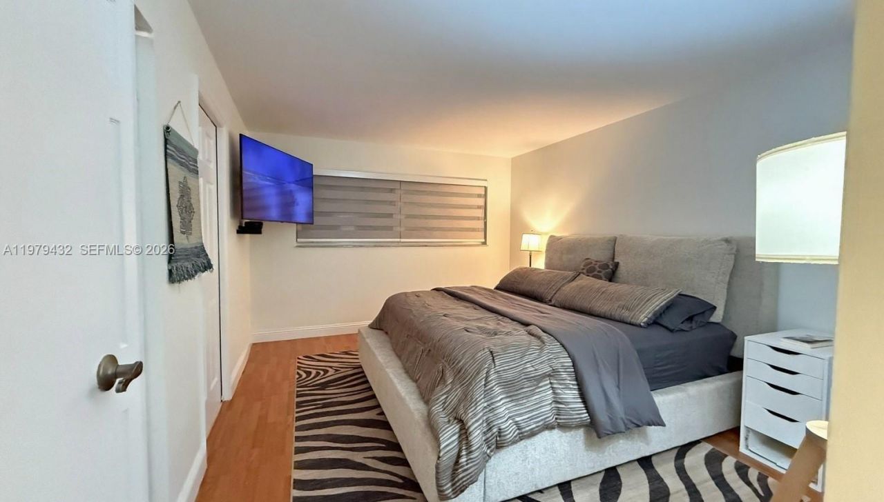 483 N Pine Island Rd, Unit C205, Plantation, FL 33324 Photo