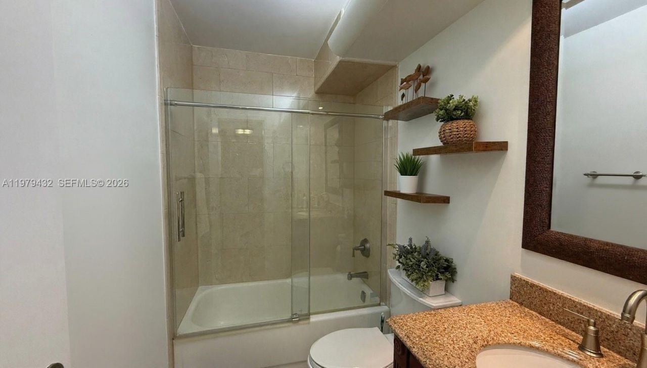 483 N Pine Island Rd, Unit C205, Plantation, FL 33324 Photo