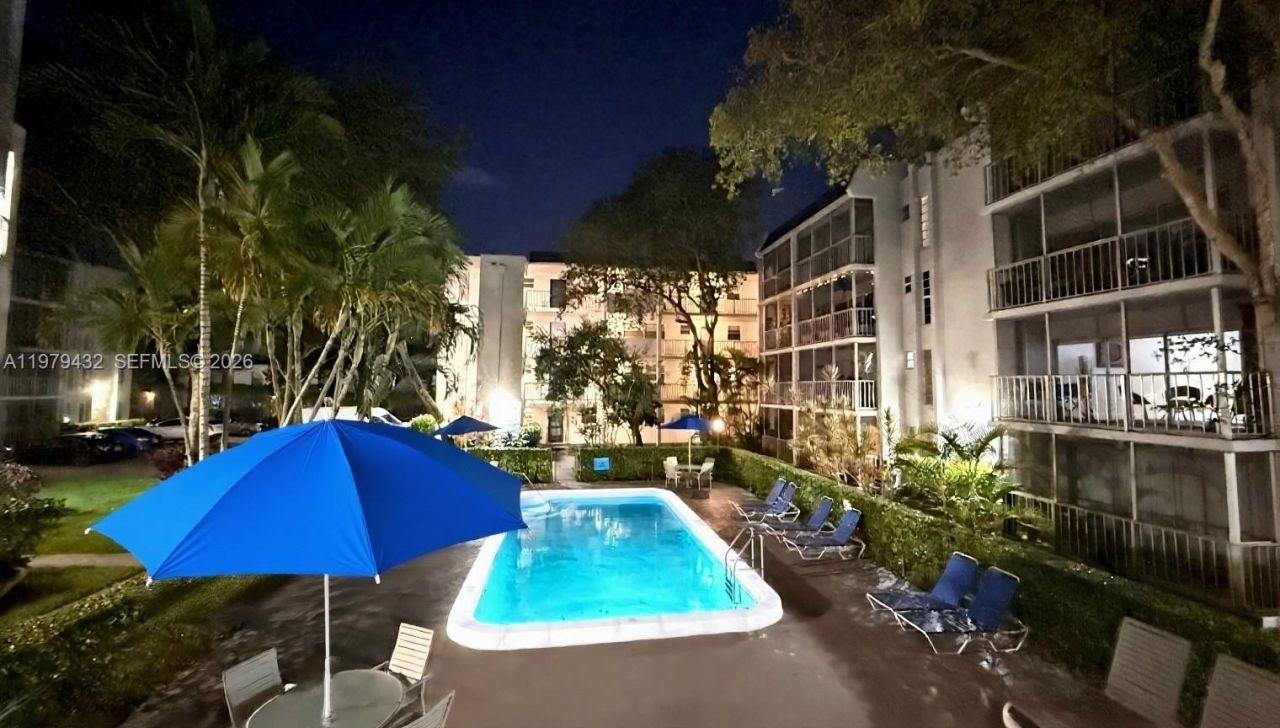 483 N Pine Island Rd, Unit C205, Plantation, FL 33324 Photo