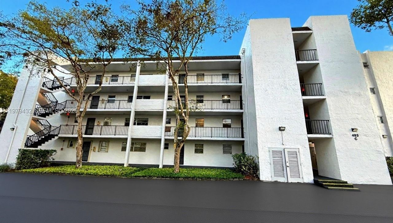 483 N Pine Island Rd, Unit C205, Plantation, FL 33324 Photo