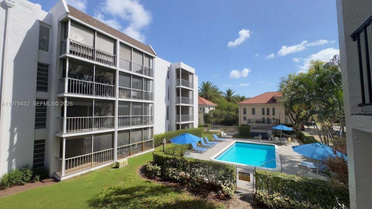 483 N Pine Island Rd, Unit C205, Plantation, FL 33324 Photo