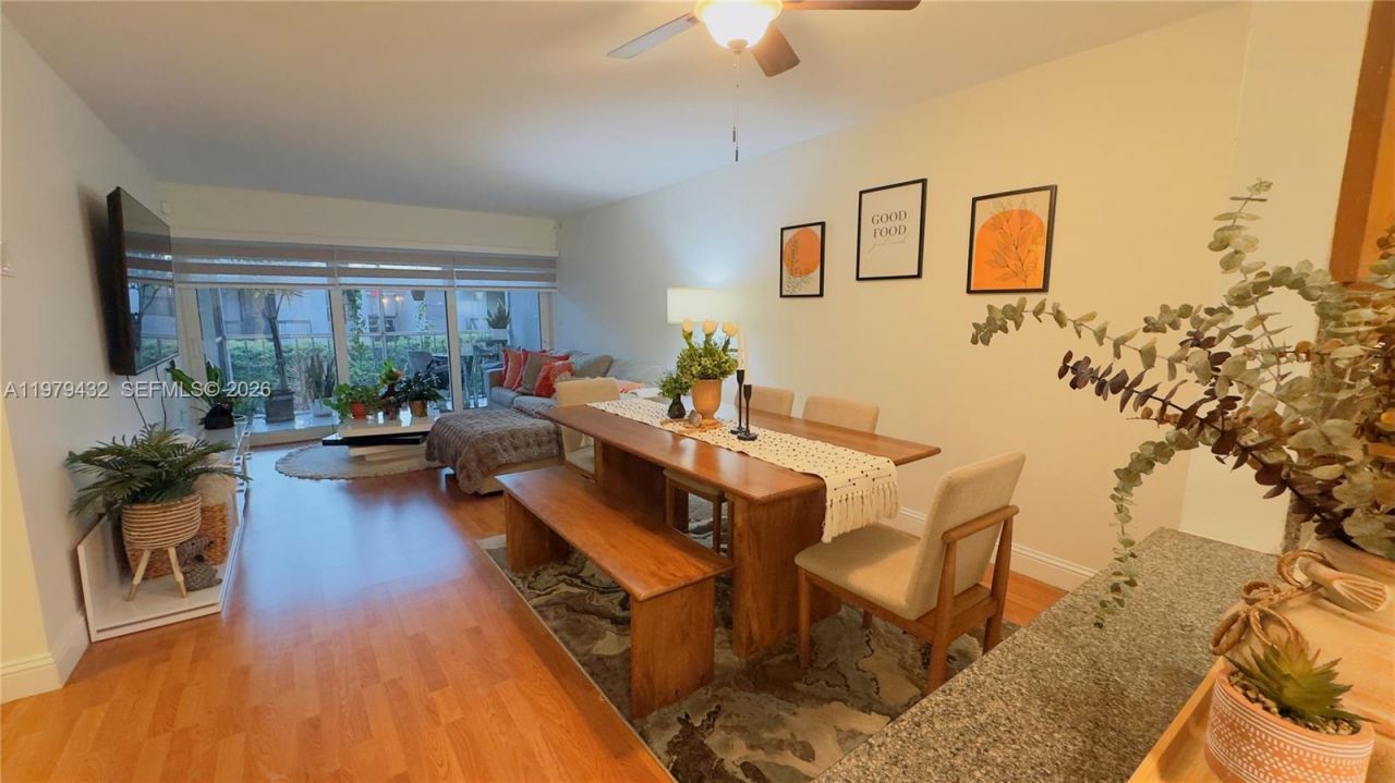 483 N Pine Island Rd, Unit C205, Plantation, FL 33324 Photo