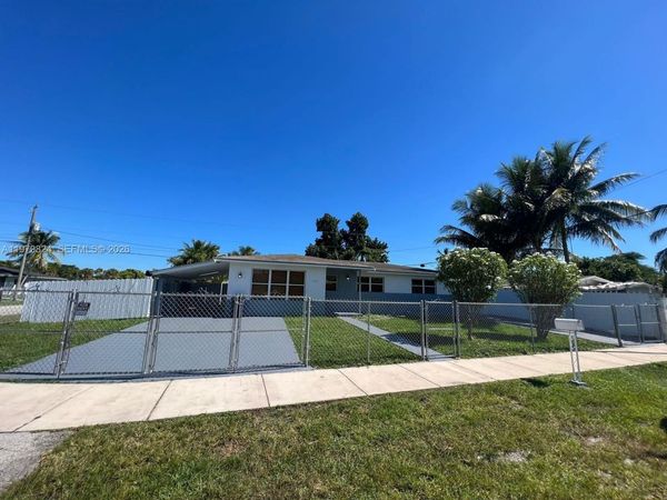 17201 SW 117th Ct , Miami, FL 33177