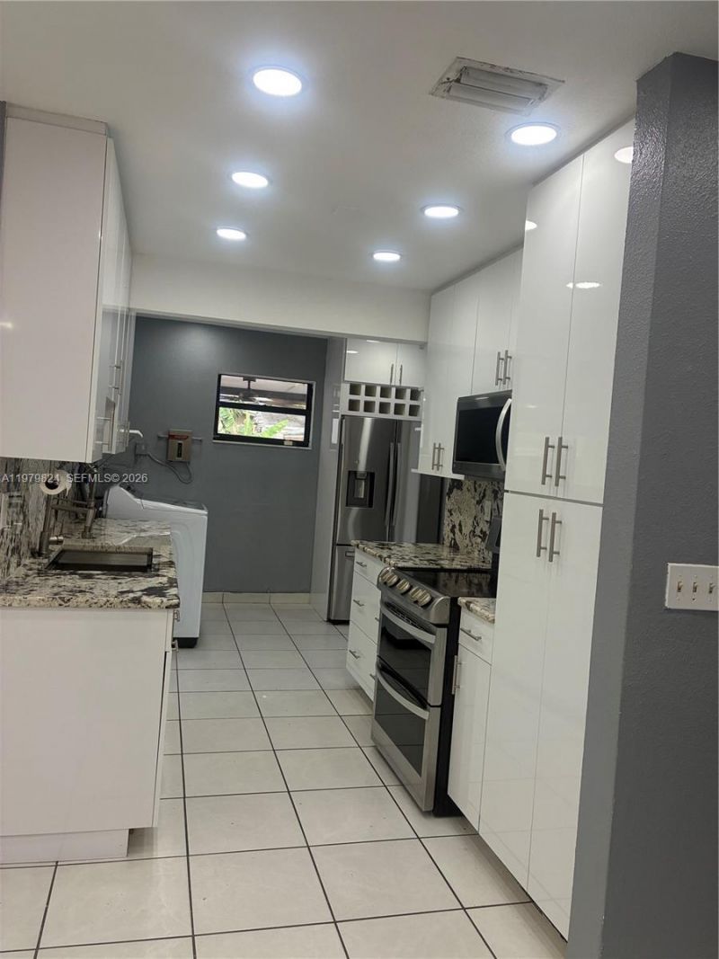 17201 SW 117th Ct , Miami, FL 33177 Photo