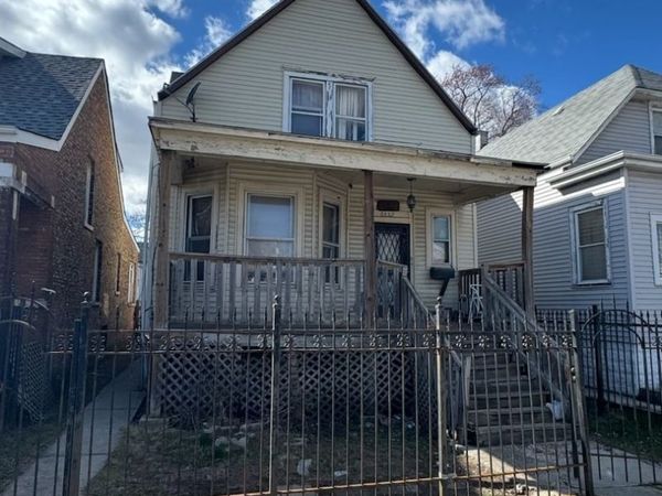 6432 S Damen Avenue, Chicago, IL 60636