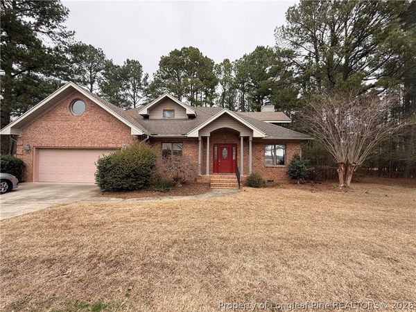 1165 Greenbriar Drive , Vass, NC 28394