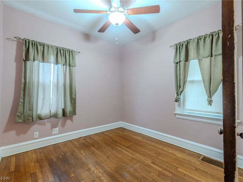 10109 Unity Avenue , Cleveland, OH 44111 Photo 15