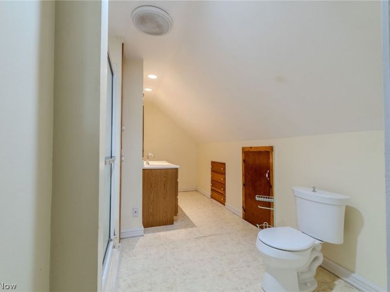 10109 Unity Avenue , Cleveland, OH 44111 Photo 24