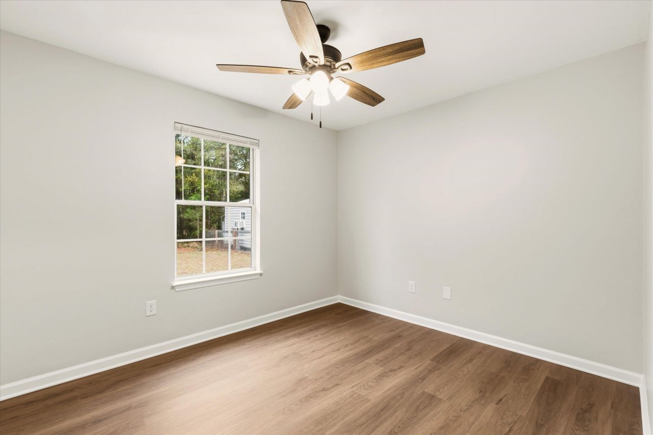 396 Sand Pine Circle, Midway, FL 32343 Photo