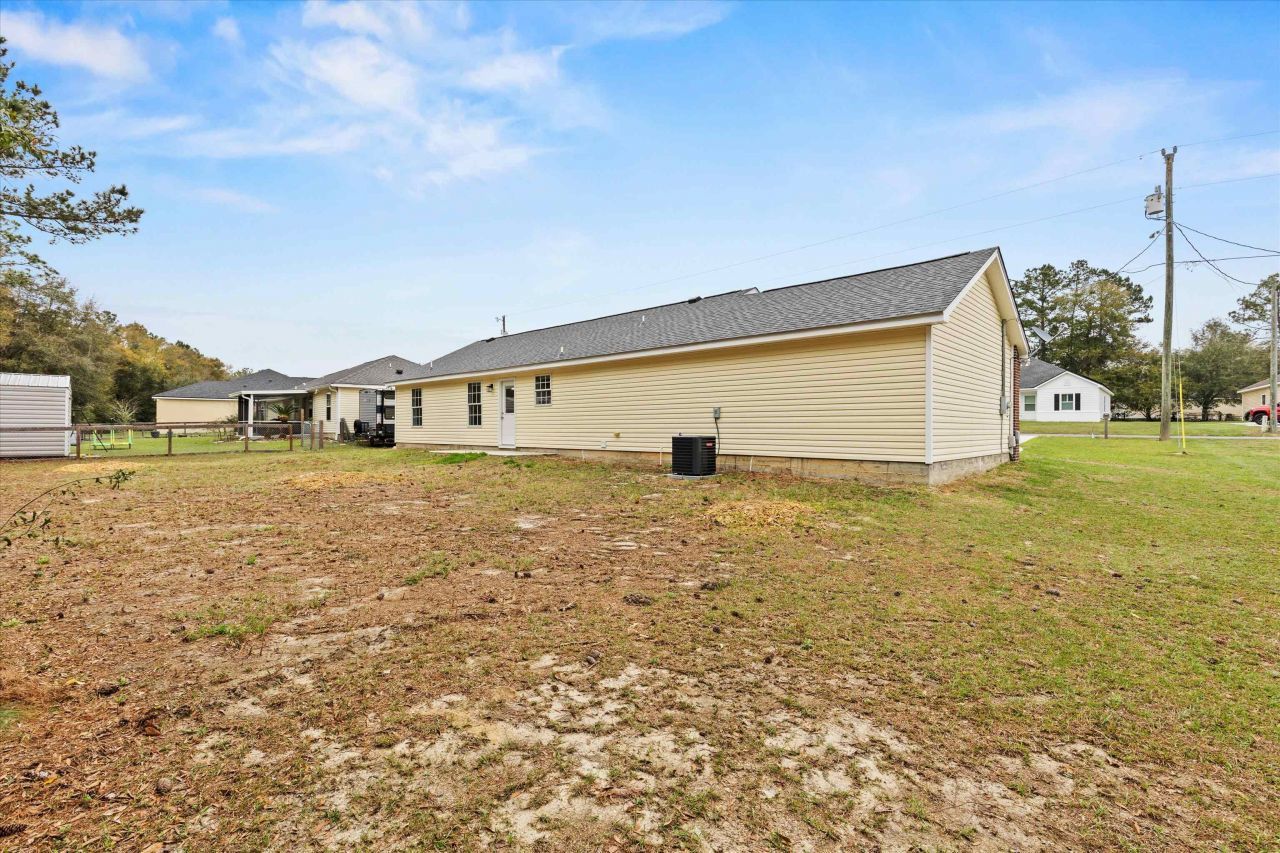396 Sand Pine Circle, Midway, FL 32343 Photo