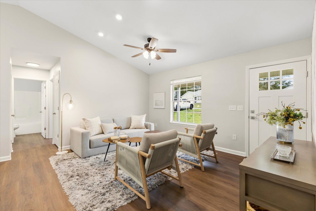 396 Sand Pine Circle, Midway, FL 32343 Photo