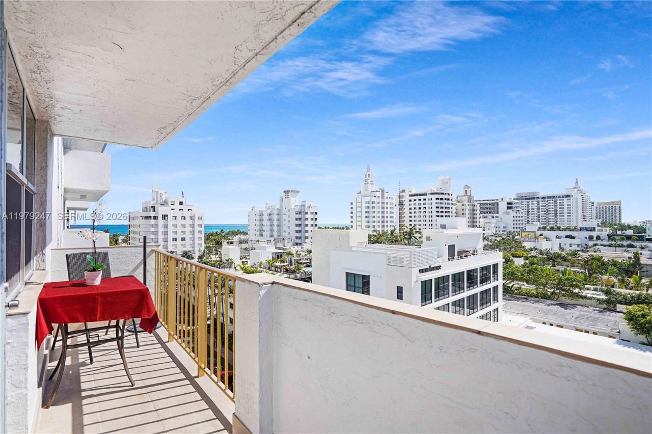 245 18th St, Unit 902, Miami Beach, FL 33139 Photo
