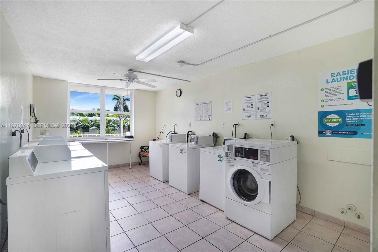 245 18th St, Unit 902, Miami Beach, FL 33139 Photo