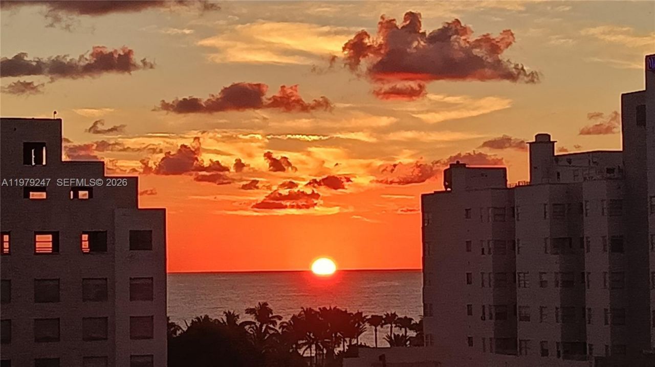 245 18th St, Unit 902, Miami Beach, FL 33139 Photo