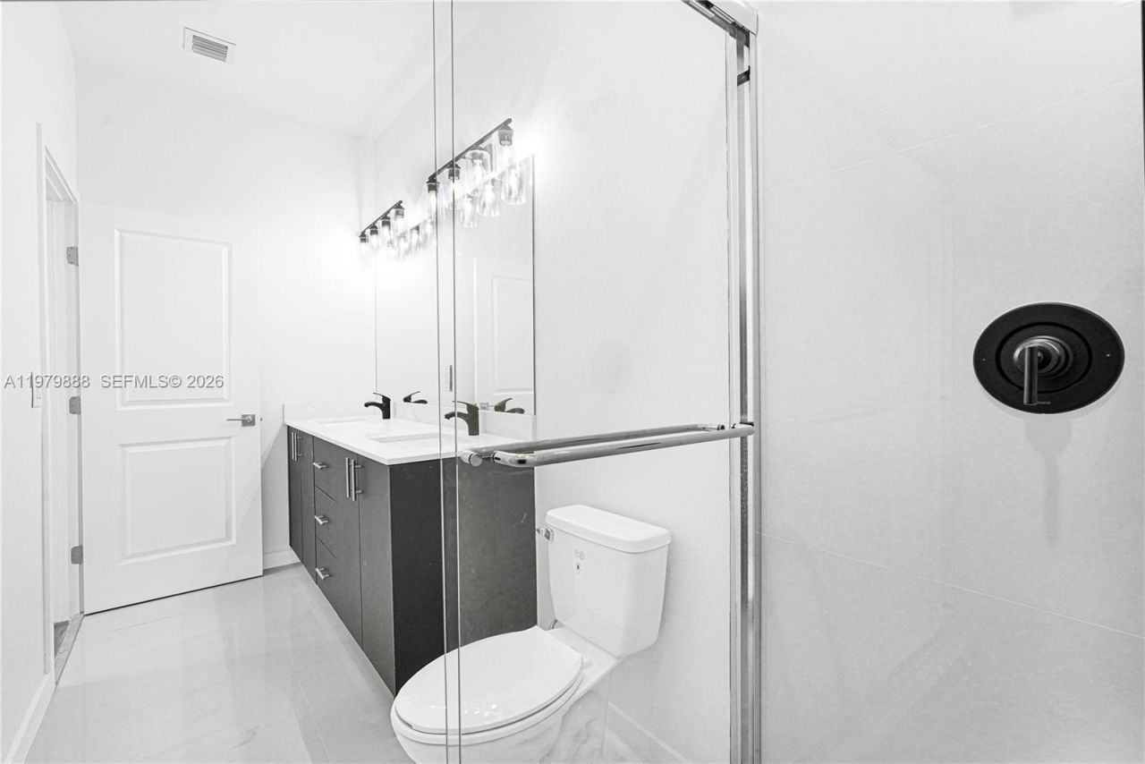 22555 SW 125th Ave , Unit 13A, Miami, FL 33170 Photo