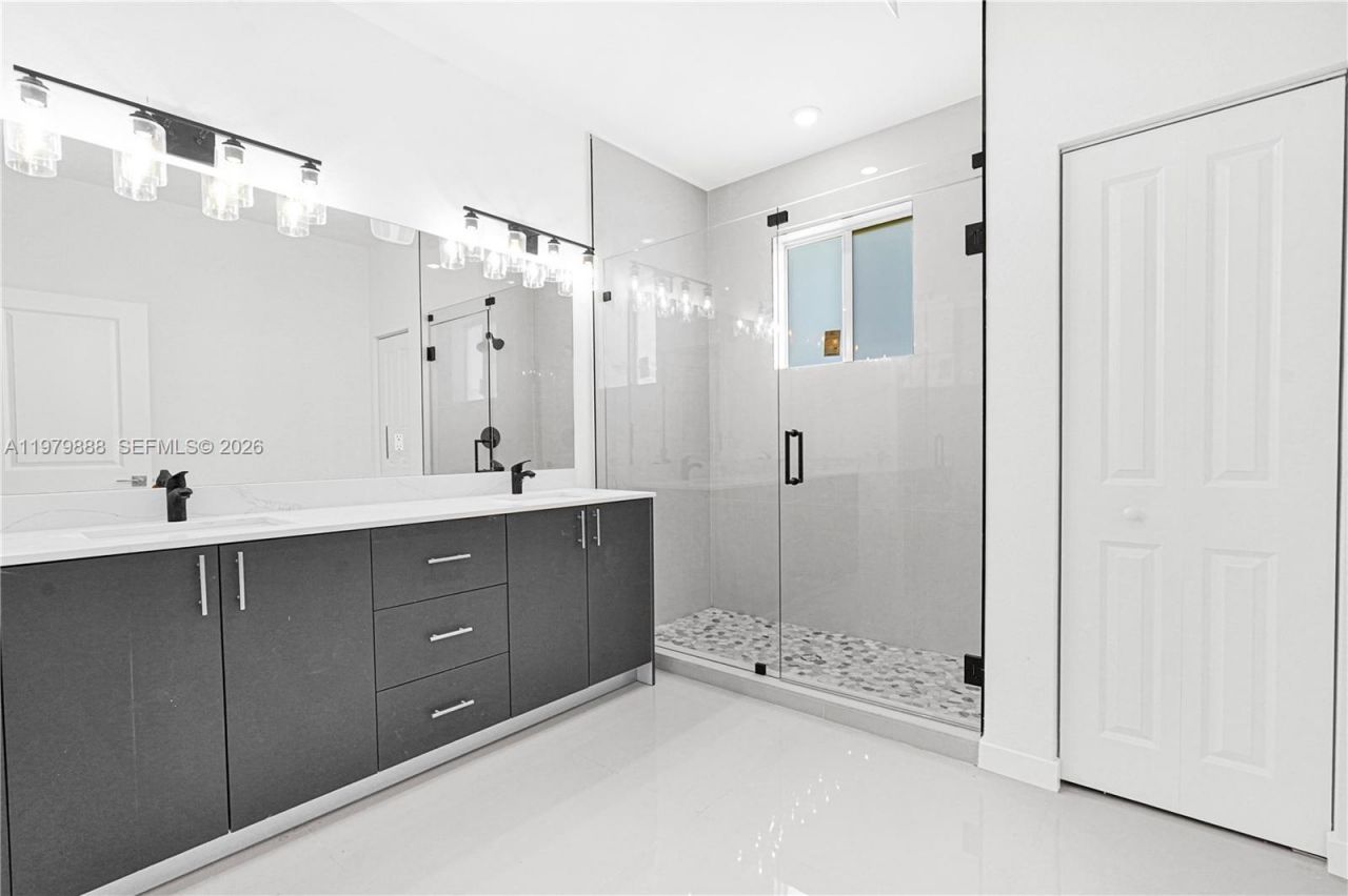 22555 SW 125th Ave , Unit 13A, Miami, FL 33170 Photo