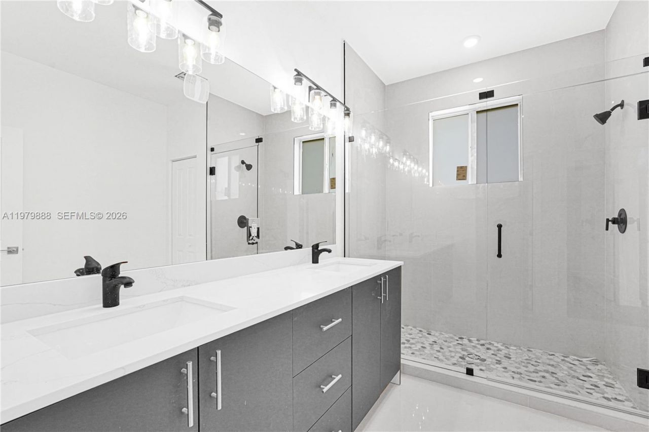 22555 SW 125th Ave , Unit 13A, Miami, FL 33170 Photo