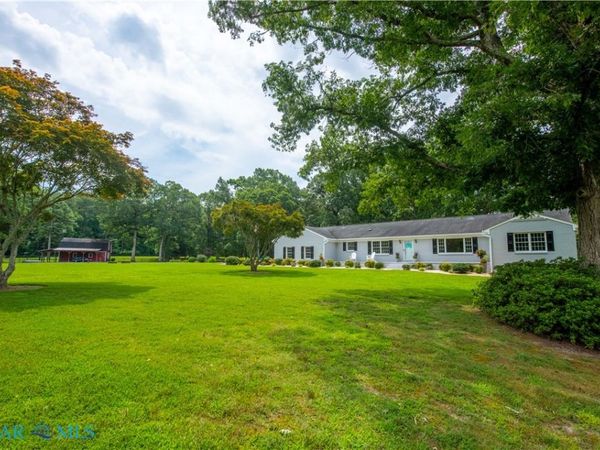 645 Blue Barn Road, Wake, VA 23176