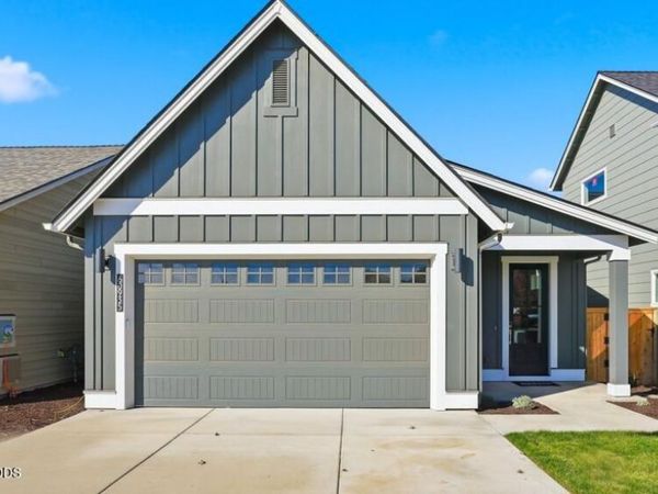60935 SE Apollo Place, Bend, OR 97702