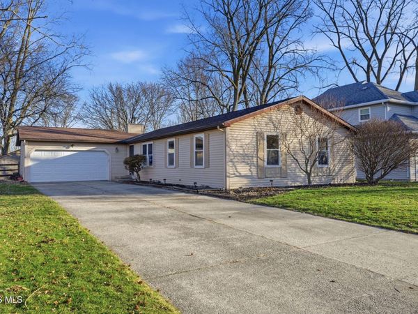 1108 Glen Meadow Drive , Findlay, OH 45840