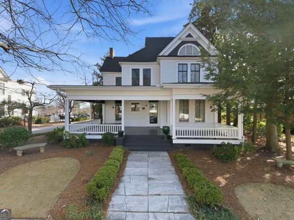 1720 Rugby Avenue, College Park, GA 30337