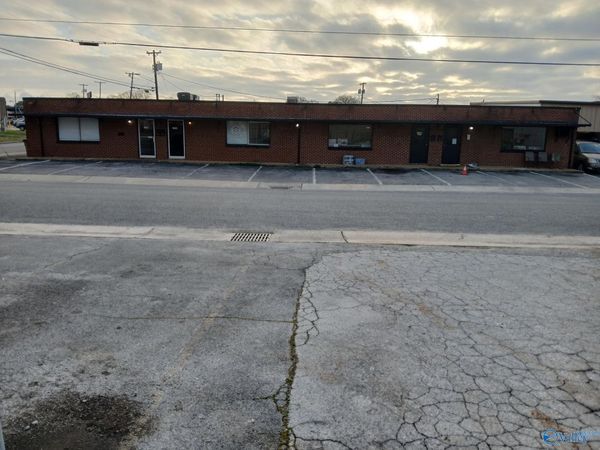 1718 Creighton Avenue, Decatur, AL 35601