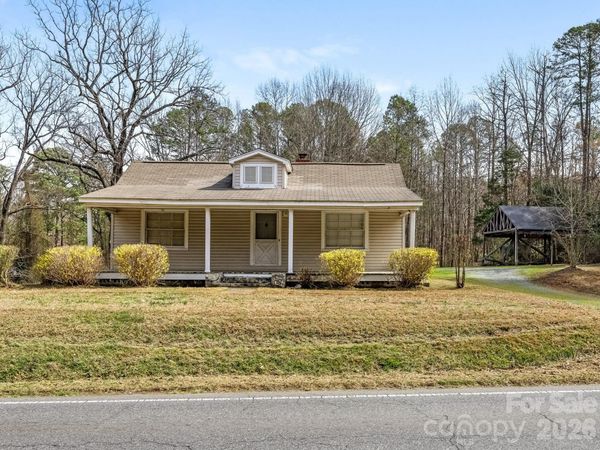2346 Sam Newell Road , Matthews, NC 28105