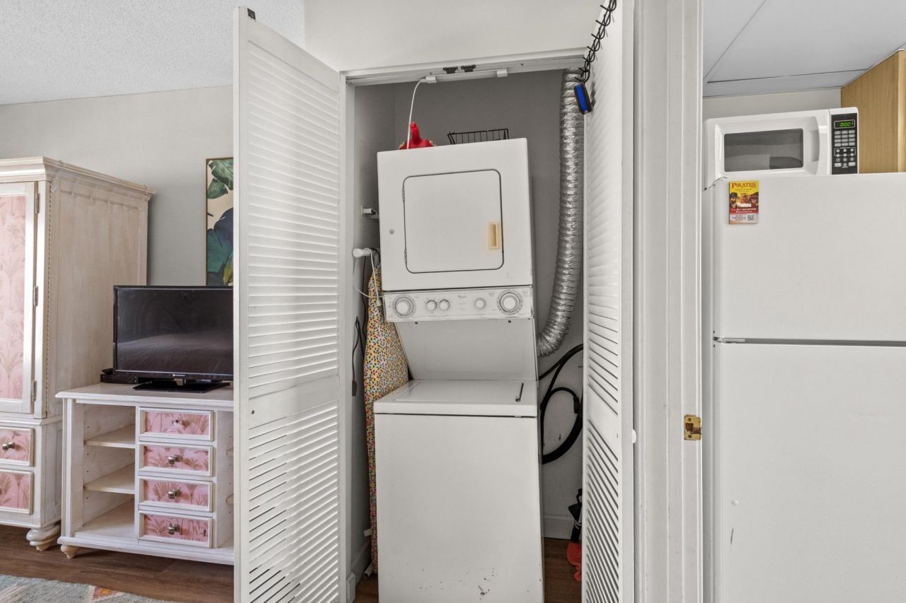 501 S Ocean Blvd. Photo 24