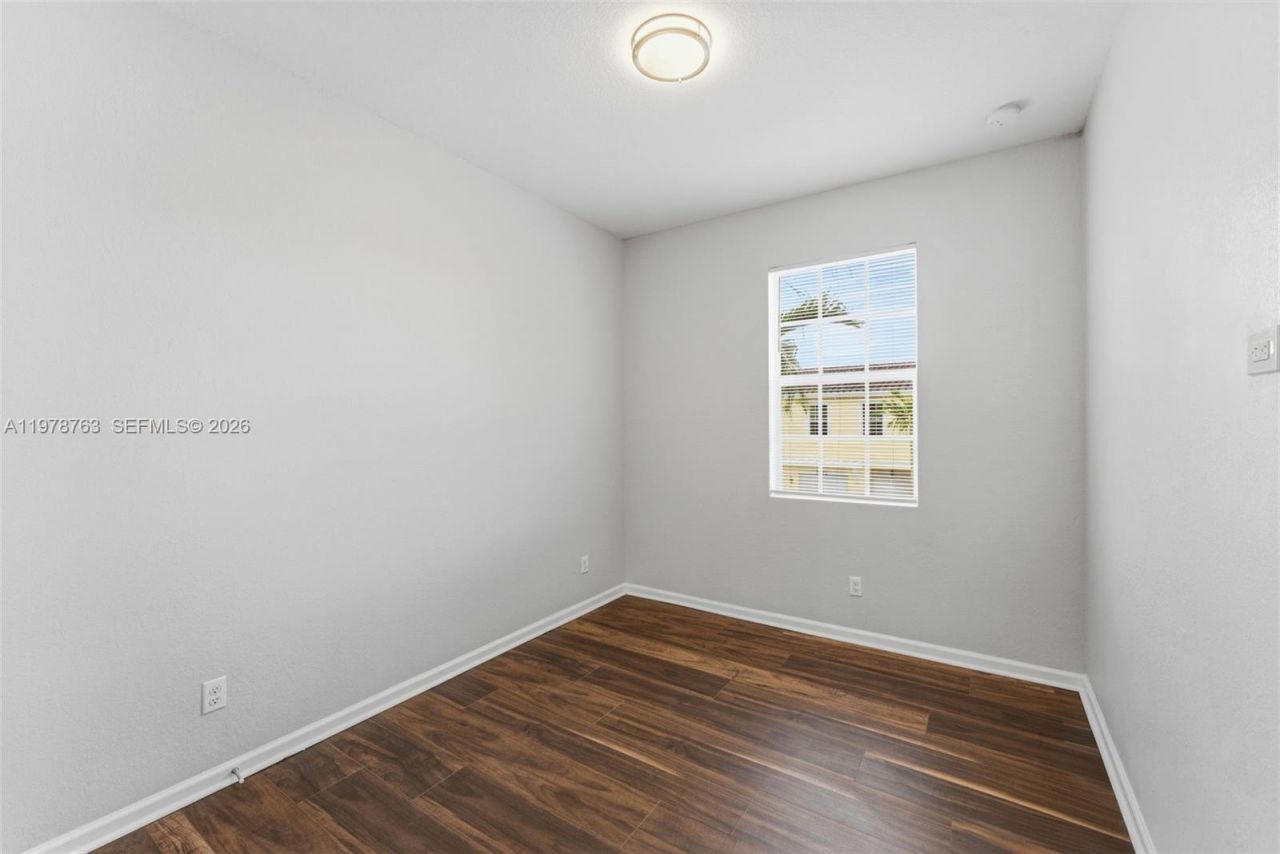 4032 NW 11th St, Lauderhill, FL 33313 Photo