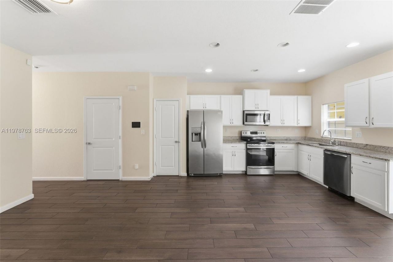 4032 NW 11th St, Lauderhill, FL 33313 Photo