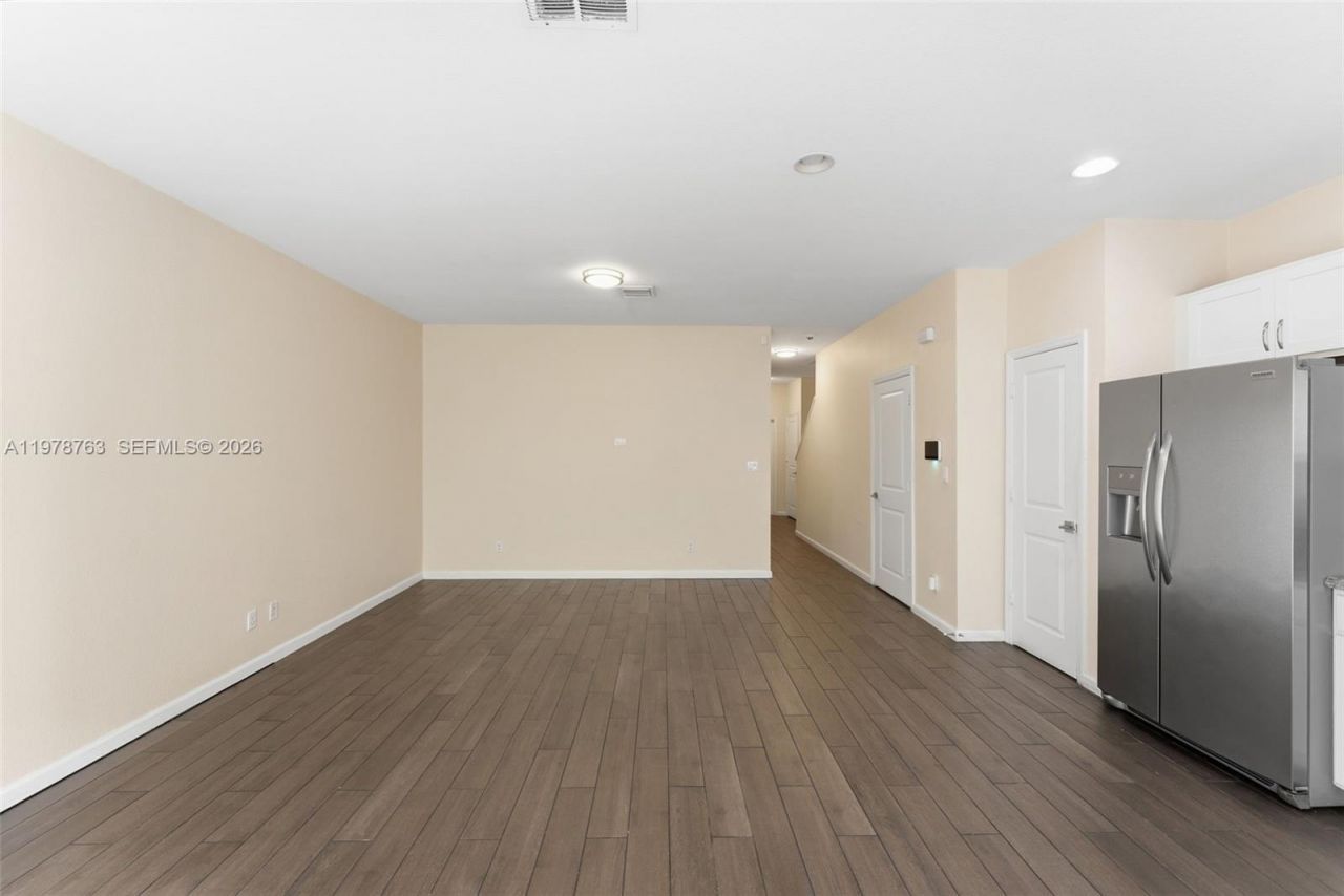 4032 NW 11th St, Lauderhill, FL 33313 Photo