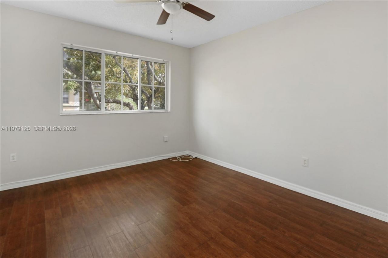 2442 Centergate Dr, Unit 202, Miramar, FL 33025 Photo