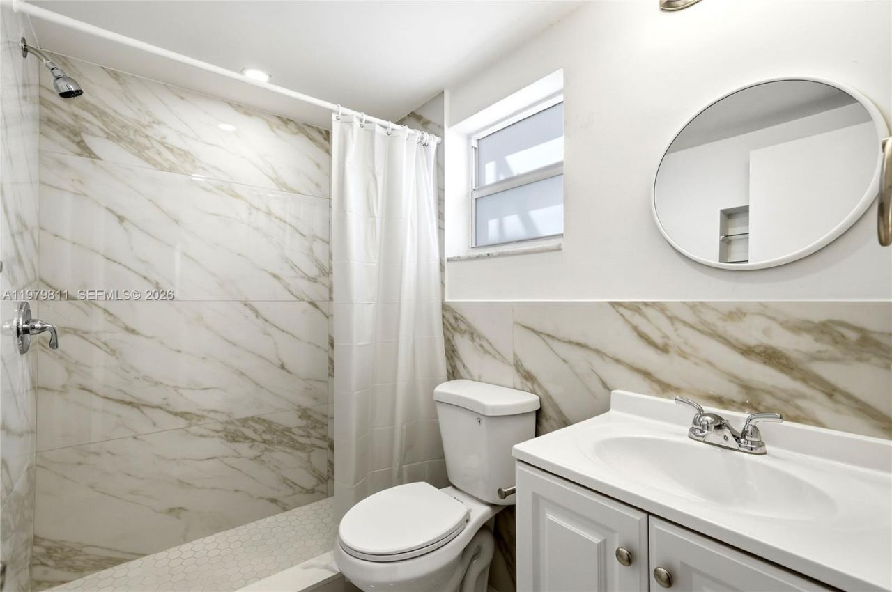 1747 Rodman St, Unit 307, Hollywood, FL 33020 Photo