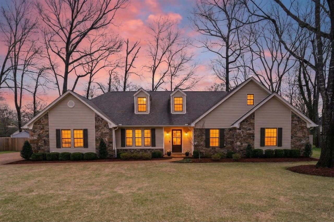 8787 Knob Oak Cv, Germantown, TN 38139 Main Photo